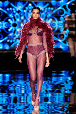 Image of MODEL DISPLAYS AN UNDERWEAR OUTFIT DESIGNED BY ANDRES SARDA DURING  PASARELA